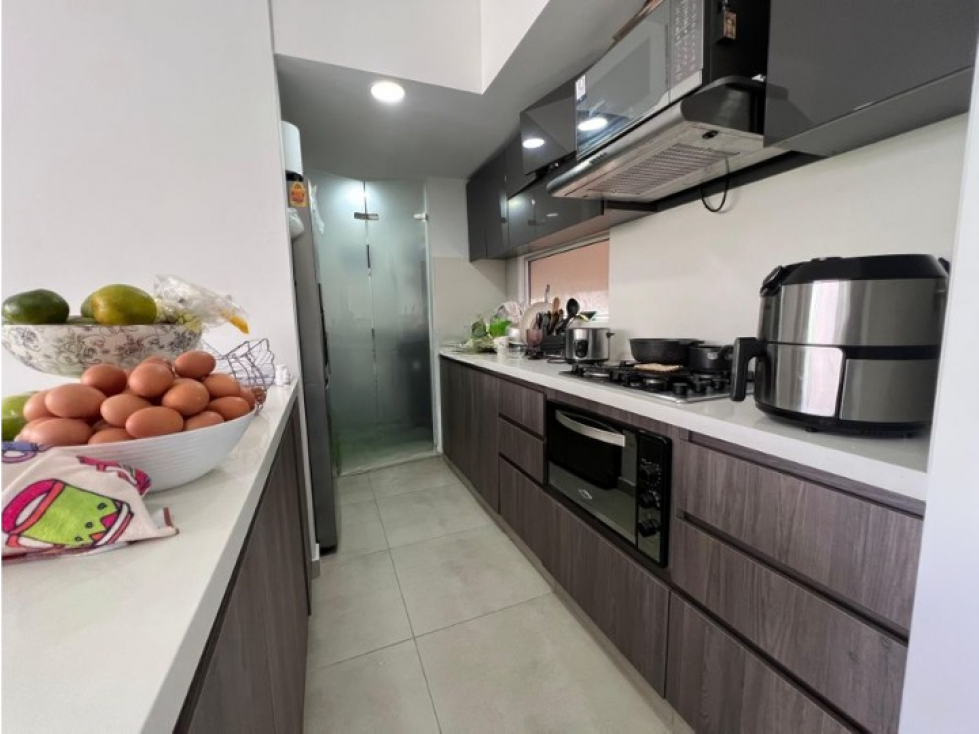 APARTAMENTO EN VENTA EN MEDELLIN, CALAZANS. — foto 3