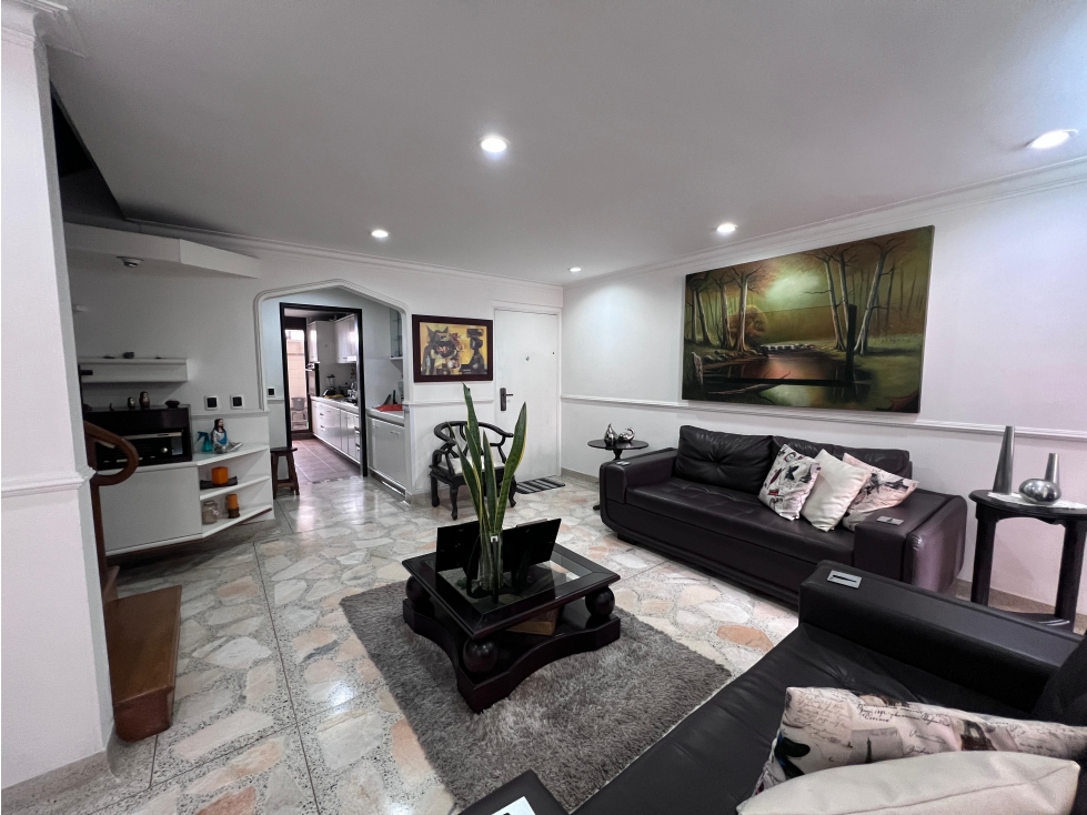APARTAMENTO EN VENTA EN MEDELLIN, LAURELES. — foto 4