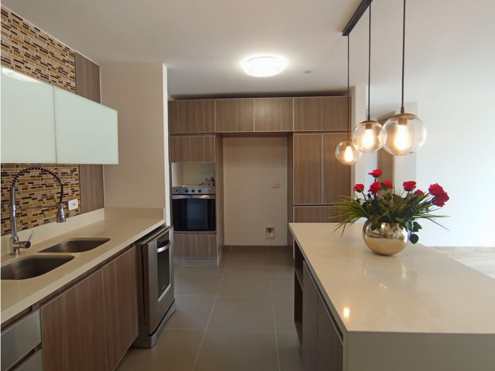 APARTAMENTO EN VENTA ENVIGADO, LOMA DEL ESMERALDAL. — foto 2