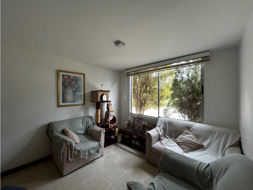 Casa en venta en Itagui, sector Suramerica — foto 2