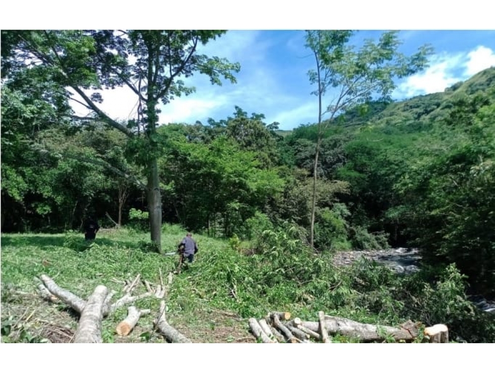 LOTE EN VENTA EN SAN JERONIMO - 1
