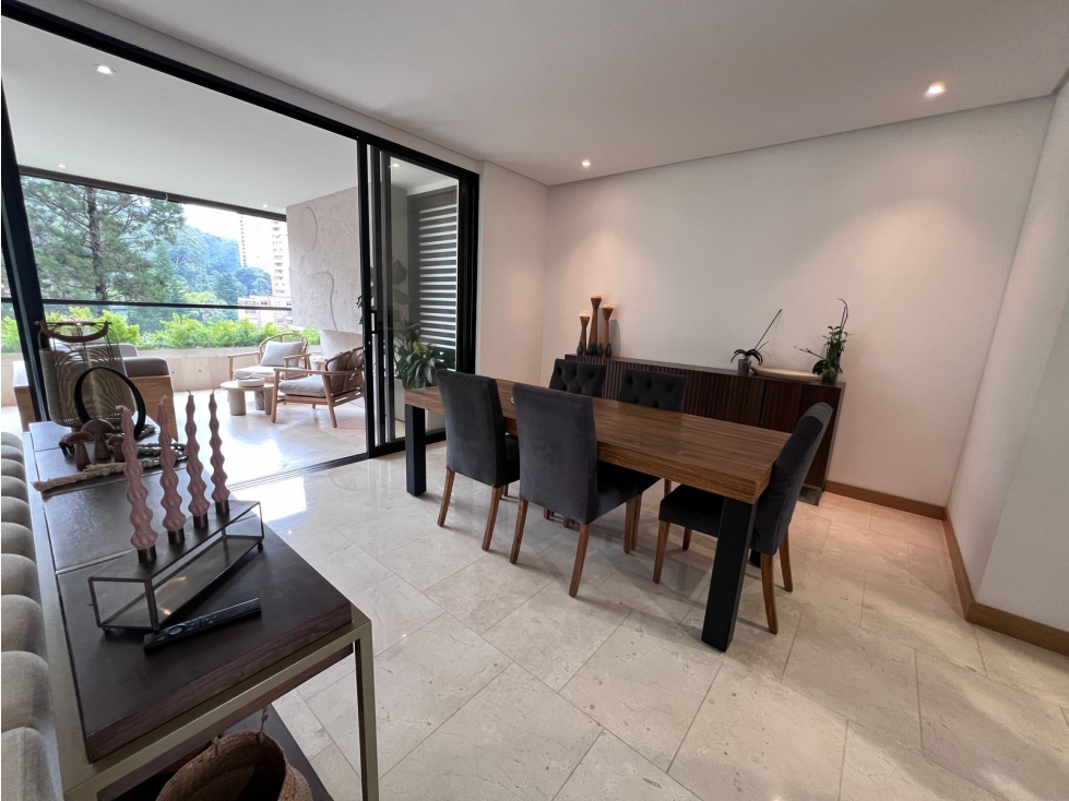 APARTAMENTO EN VENTA EN MEDELLIN, POBLADO, LA CALERA — foto 2
