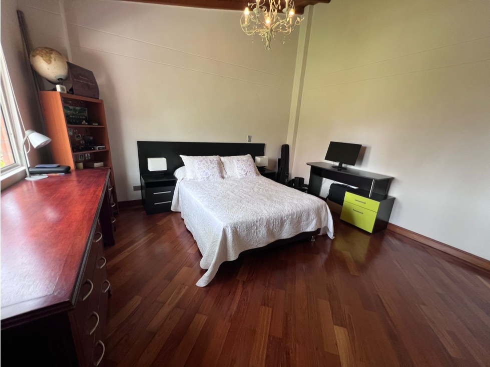 CASA EN VENTA EN MEDELLIN, POBLADO, LA CALERA. — foto 3