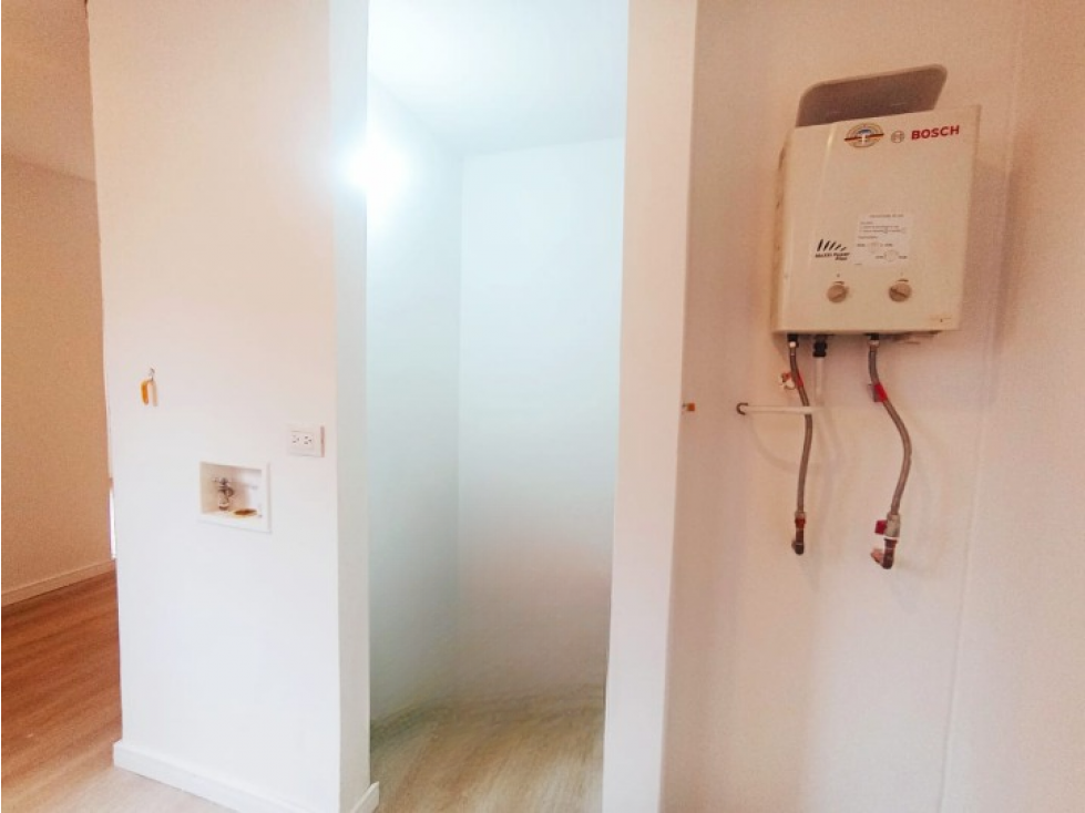 VENTA DE APARTAMENTO EN LAURELES — foto 5