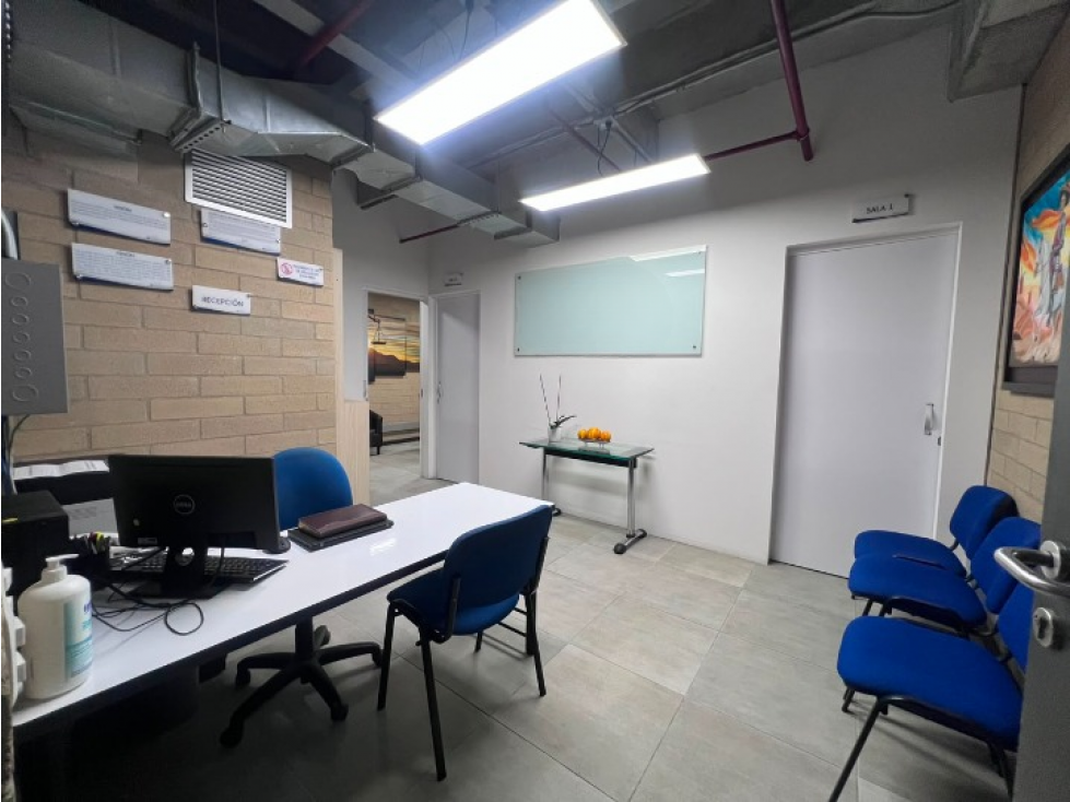 OFICINA EN VENTA AGUACATALA — foto 3