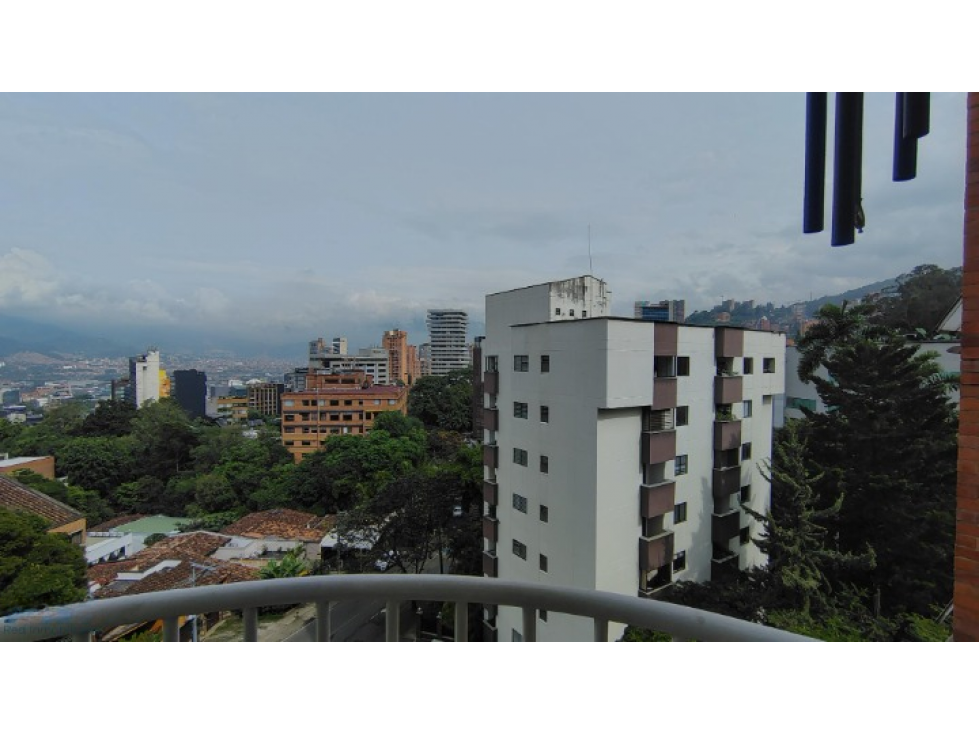 Apartamento en venta en el Poblado, cerca al Centro comercial Vizcaya — foto 5