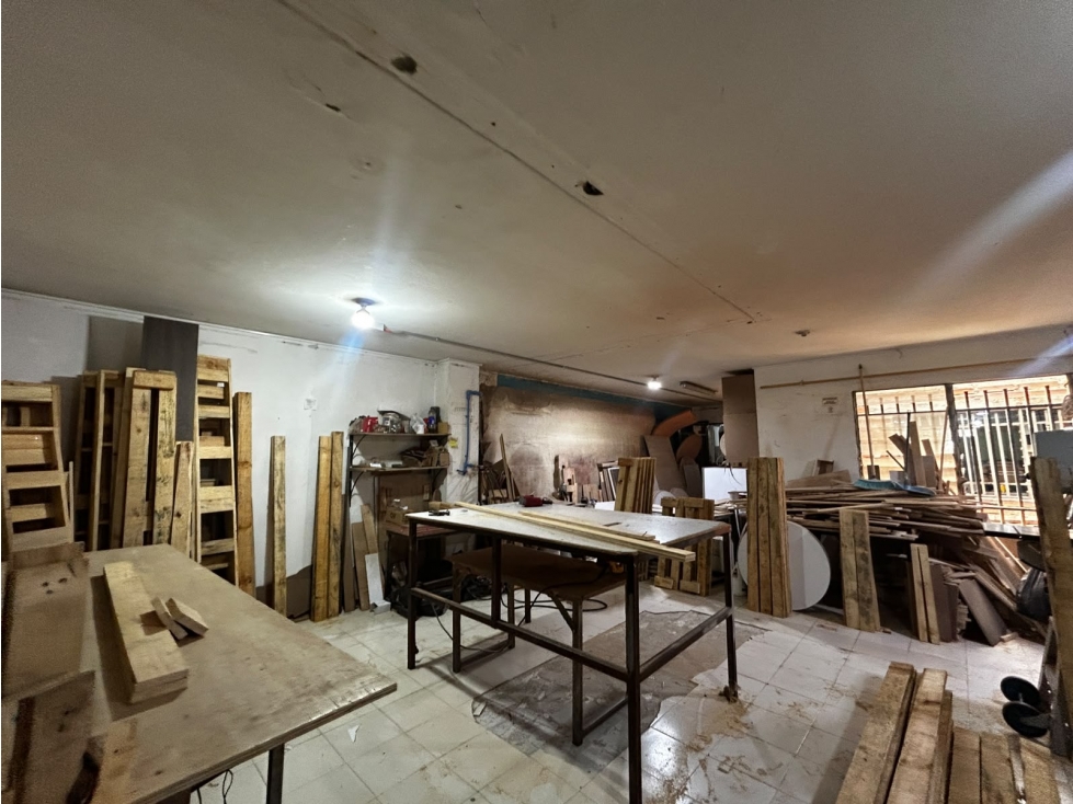 Bodega ubicada en tercer piso en venta en Envigado, cerca al Parque - 2