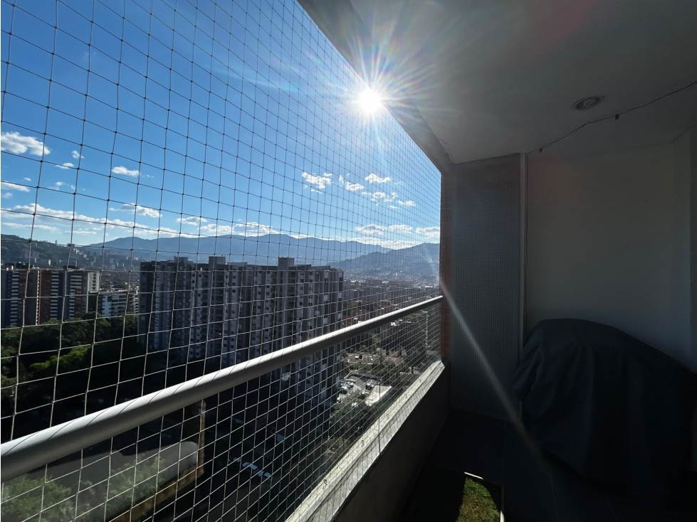 Apto en venta en Envigado, Benedictinos, Cerca La Frontera — foto 2
