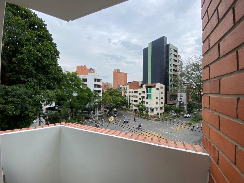 APARTAMENTO EN VENTA EN LAURELES CERCA AL 2DO PARQUE — foto 2