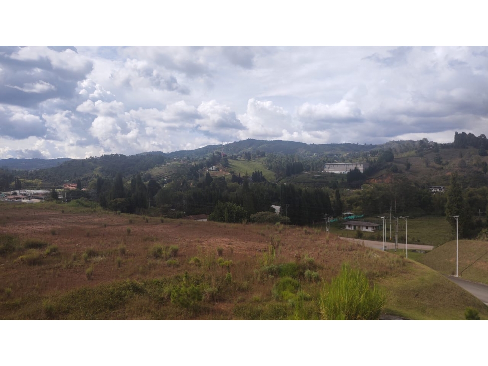 Excelente lote urbanizado en importante Parque Industrial en Guarne — foto 4