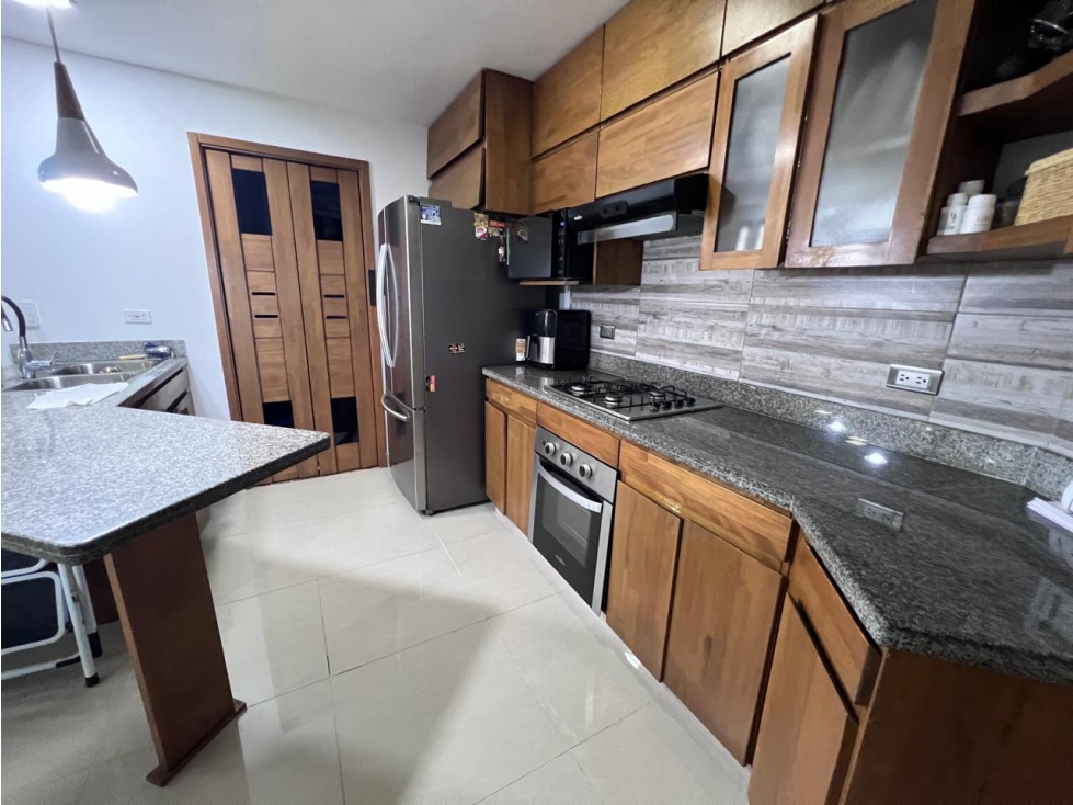 APARTAMENTO EN VENTA EN SABANETA, AVES MARIA, — foto 2