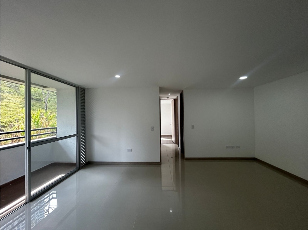 Apartamento en venta en Sabaneta, cerca al Centro comercial Aves Maria — foto 4