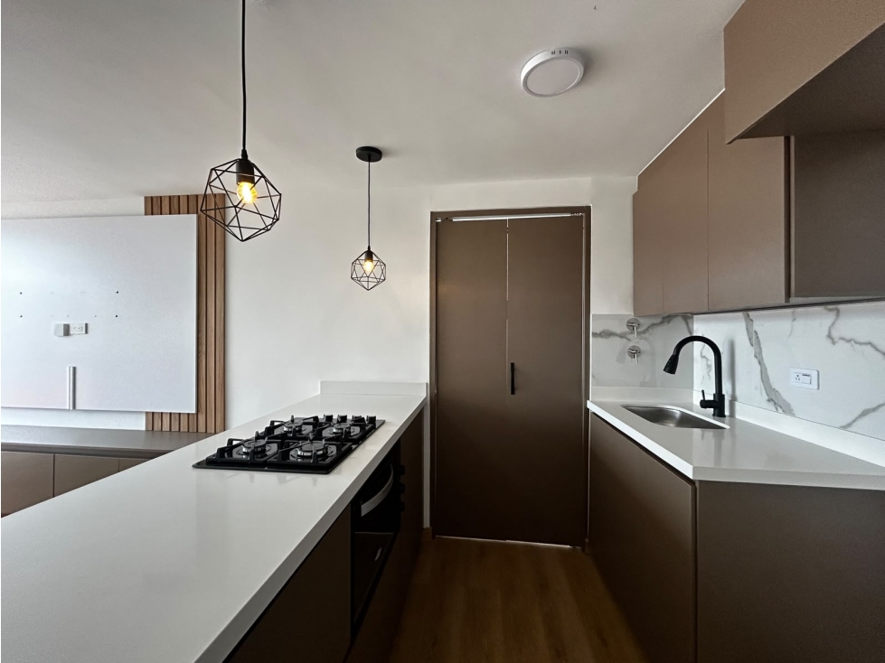 Apartamento en venta en Itagui, cerca al parque del Artista — foto 4
