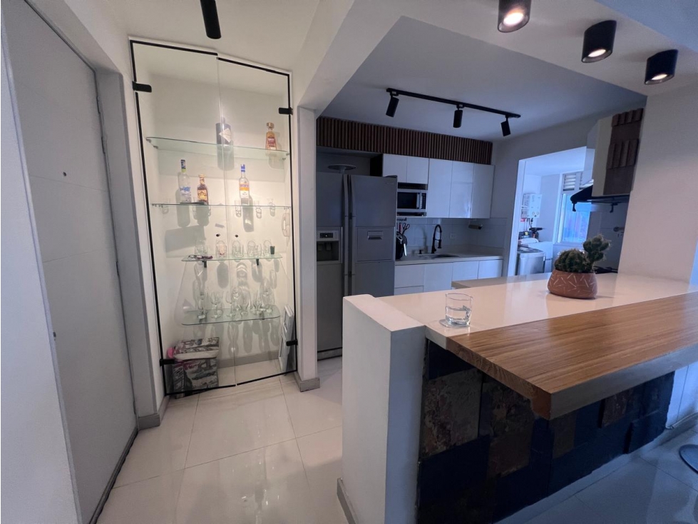 APARTAMENTO EN VENTA EN SABANETA, AVES MARIA,