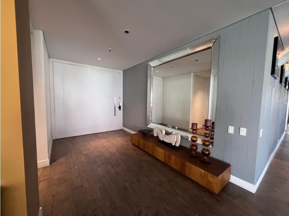APARTAMENTO EN VENTA EN POBLADO, LOS BALSOS. — foto 5
