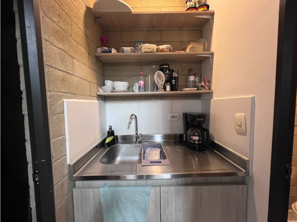 OFICINA EN VENTA AGUACATALA — foto 5