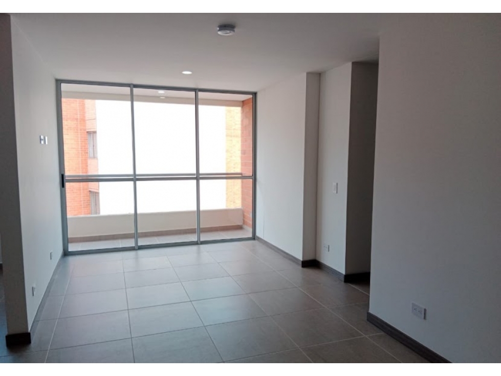 Apartamento en venta en Itagui, sector Viviendas del sur — foto 5