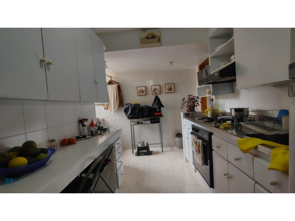 Apartamento en venta en el Poblado, cerca al Centro comercial Vizcaya — foto 6
