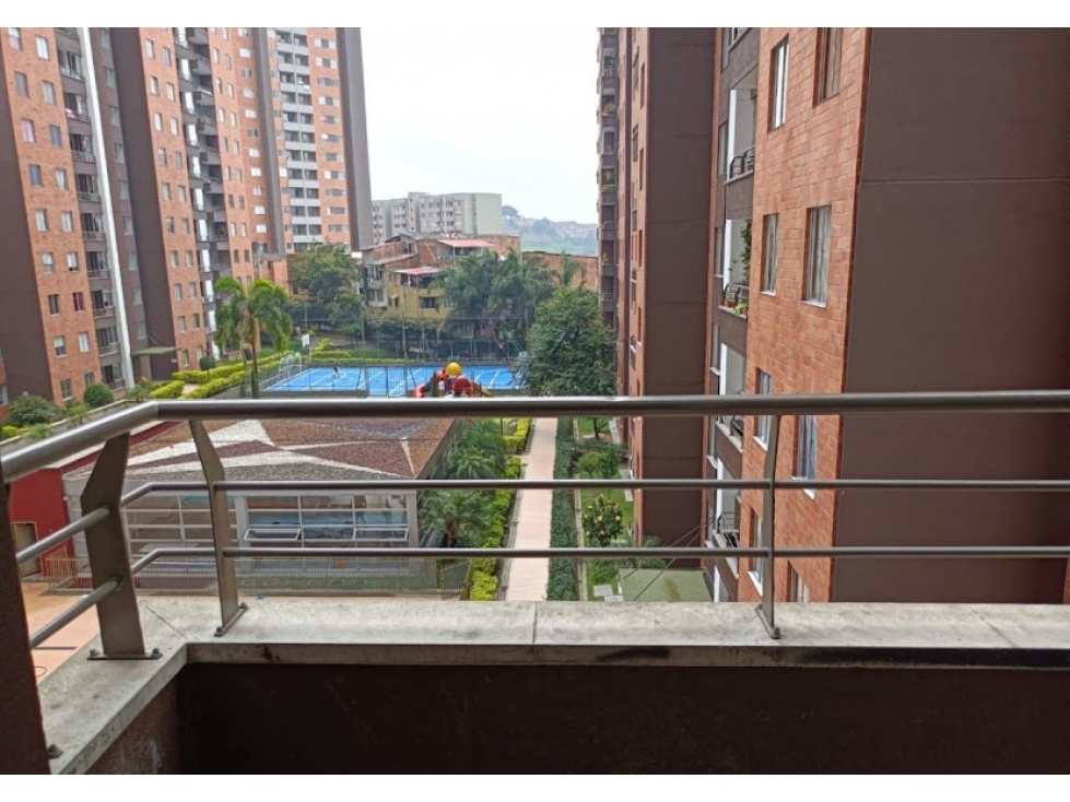 Apartamento en venta en Itagui — foto 2