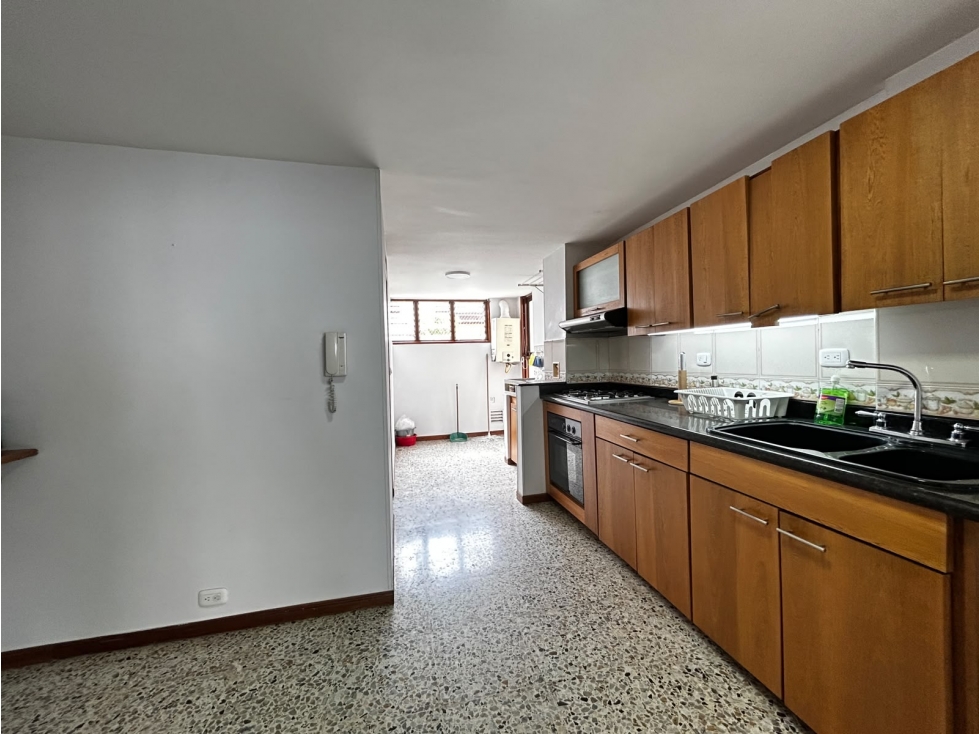 Apartamento en venta en el Poblado, sector Patio Bonito — foto 6