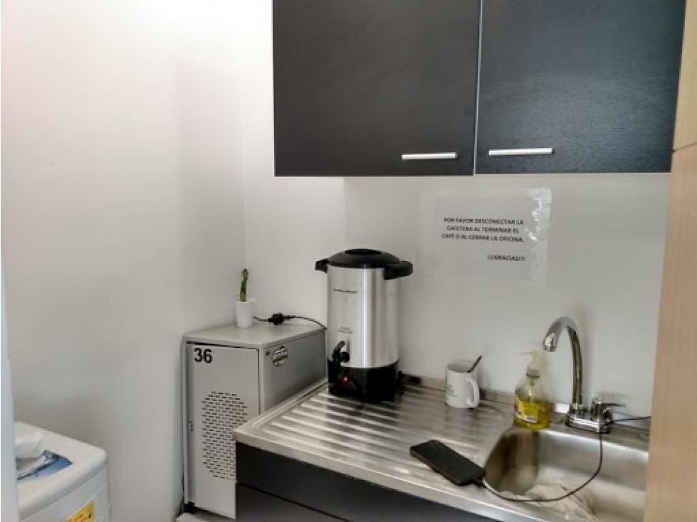 OFICINA EN VENTA POBLADO, MANILA — foto 4