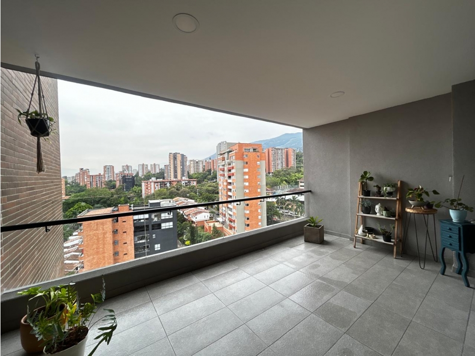 Apartamento en venta en Envigado, cerca al Mall Terracina
