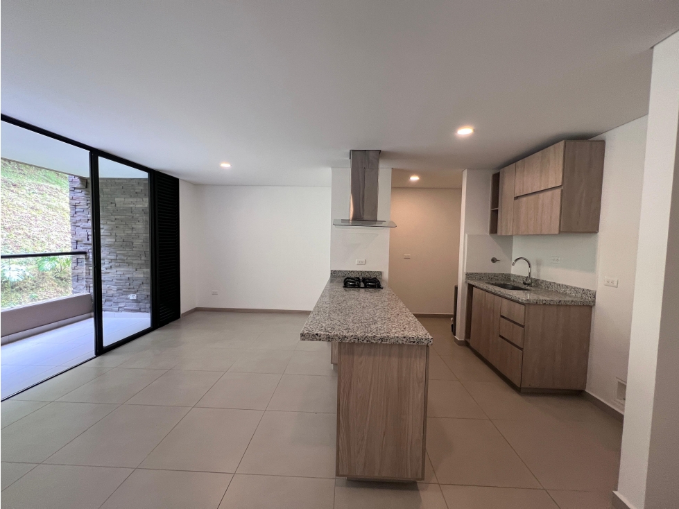 APARTAMENTO EN VENTA EN EL RETIRO — foto 4