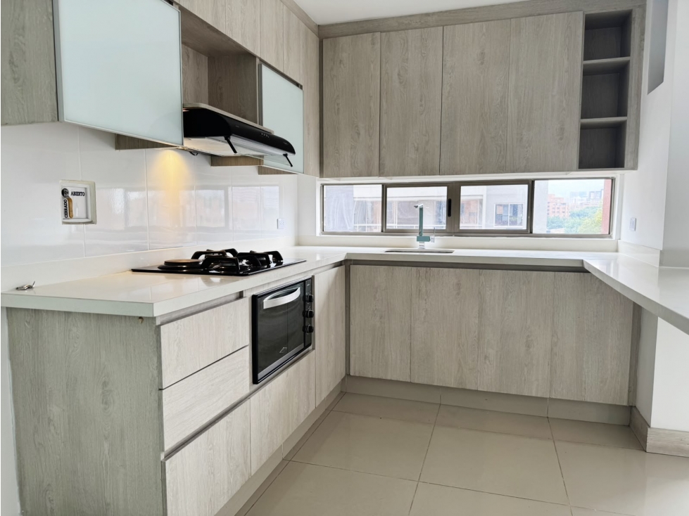 Apartamento en venta en Envigado, cerca al centro comercial — foto 6