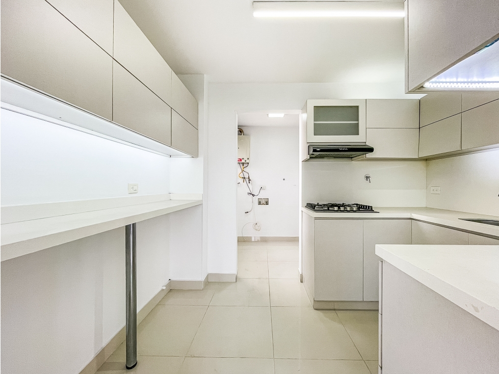 Venta Penthouse con Vista a La Ciudad en Milla de Oro Poblado — foto 3