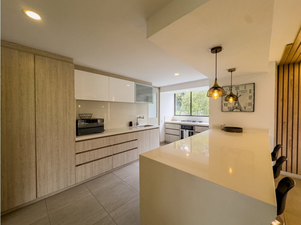 APARTAMENTO AMOBLADO EN VENTA EN MILLA DE ORO EL POBLADO — foto 5
