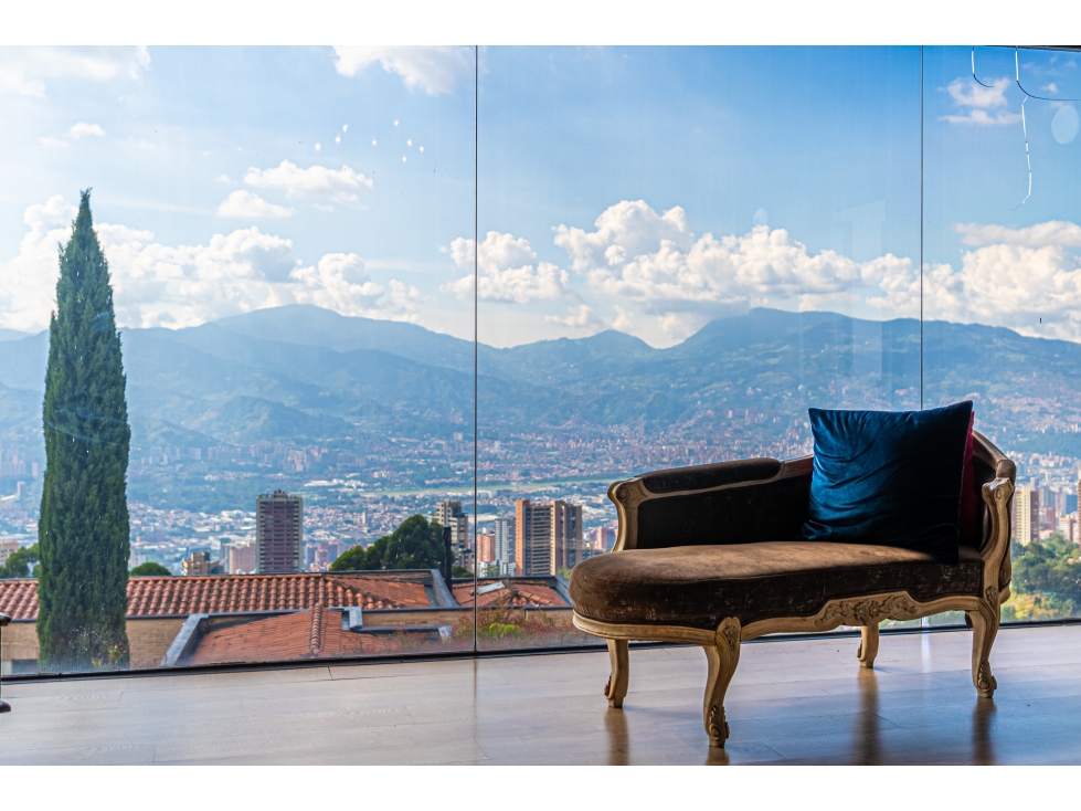 CASA EN VENTA EN POBLADO SECTOR BALSOS CON VISTA A LA CIUDAD — foto 3