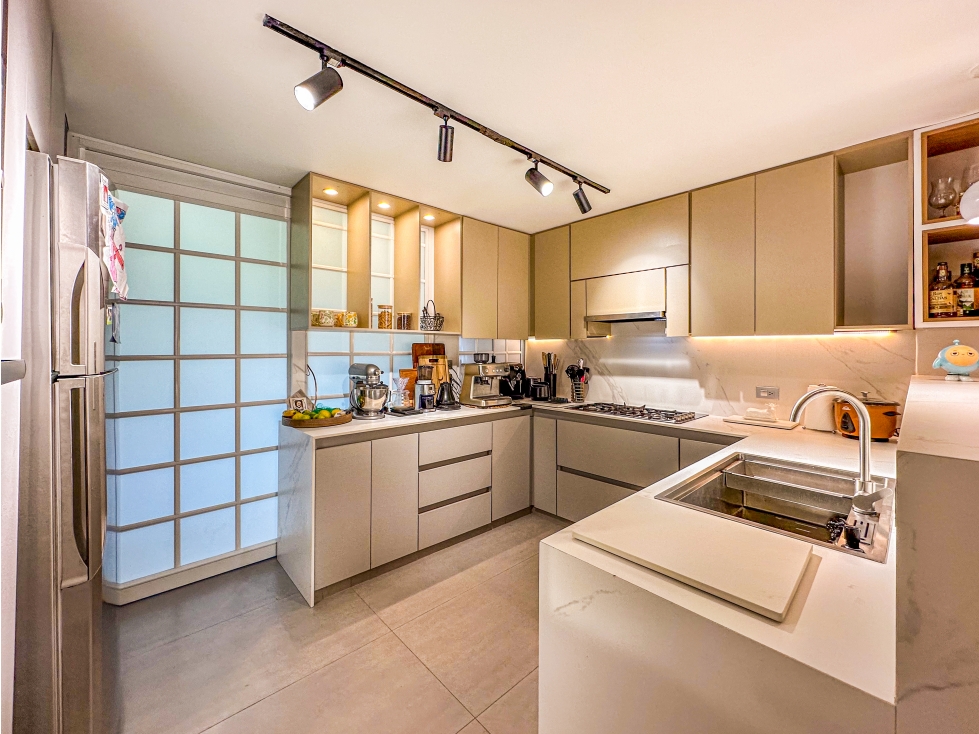 Venta Casa Parcialmente Remodelada Los Balsos Poblado