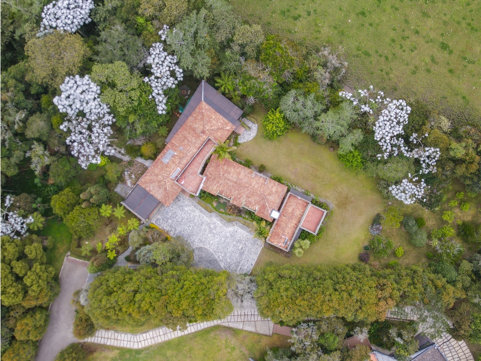 CASA EN VENTA EN EL ALTO DE PALMAS 6588M2 DE LOTE — foto 2