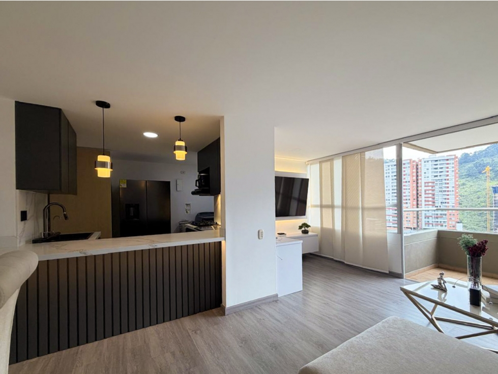 EN VENTA APARTAMENTO REMODELADO EN SAN JOSÉ PARTE BAJA