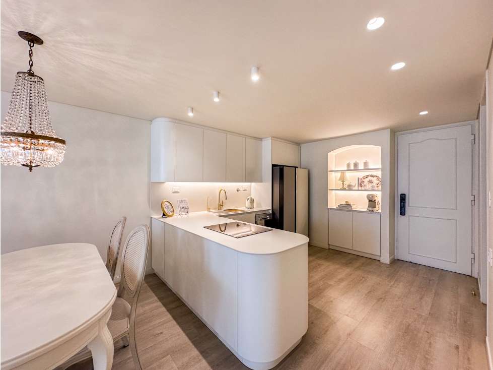 APARTAMENTO EN VENTA EN EL CORAZÓN DE CIUDAD DEL RÍO EL POBLADO — foto 5