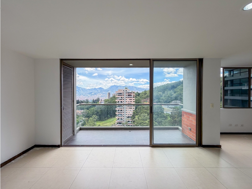 PENTHOUSE EN VENTA EN ALTOS DEL POBLADO — foto 4