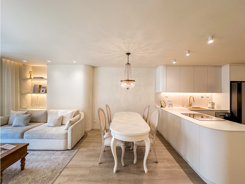 APARTAMENTO EN VENTA EN EL CORAZÓN DE CIUDAD DEL RÍO EL POBLADO