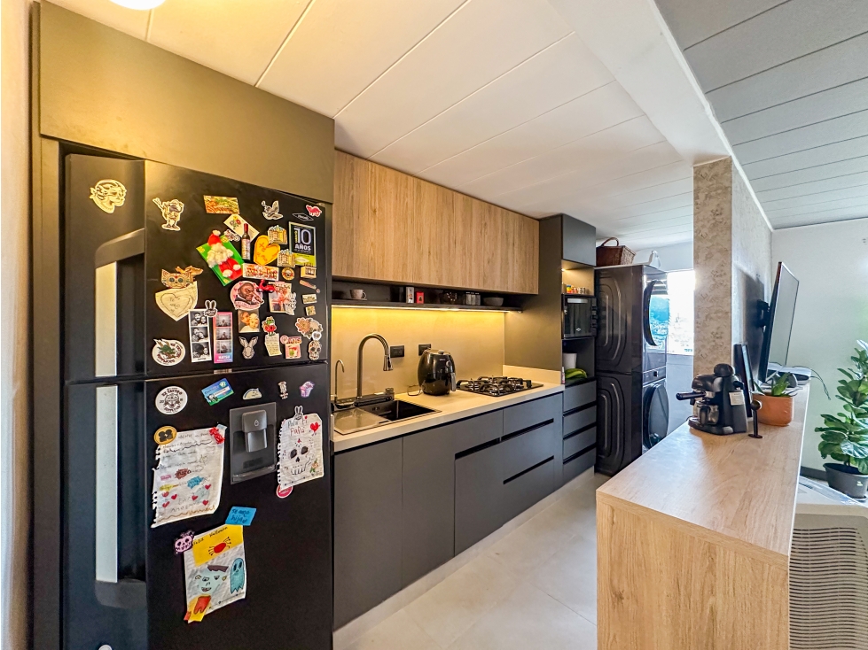 APARTAMENTO EN VENTA EN EL POBLADO SECTOR TESORO — foto 2