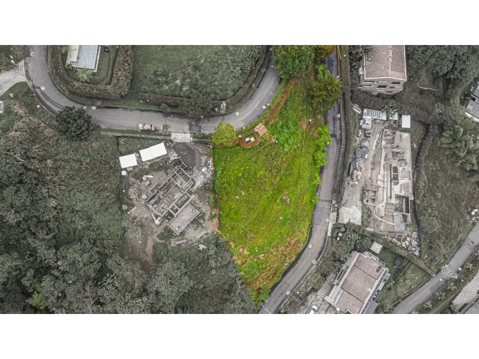 LOTE EN PARCELACIÓN CERRADA EN EL POBLADO CON VISTA A LA CIUDAD — foto 5