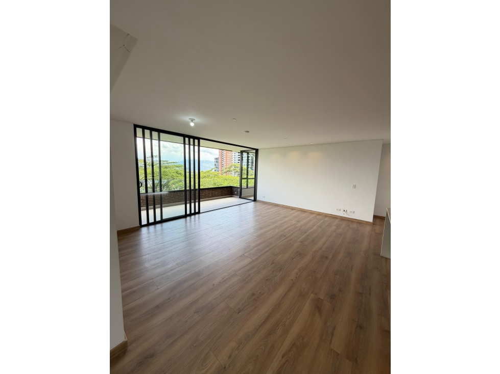 EN VENTA APARTAMENTO EN EL POBLADO EN EXCLUSIVO PROYECTO — foto 2