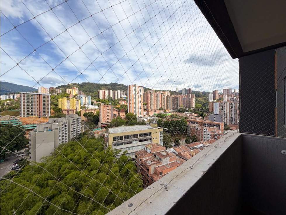 SE VENDE APARTAMENTO EN SABANETA PARTE PLANA CERCA A MAYORCA — foto 2