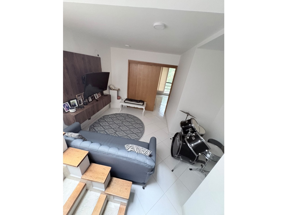 CASA EN VENTA EN ENVIGADO LOMA DEL ESCOBERO PARTE BAJA — foto 5