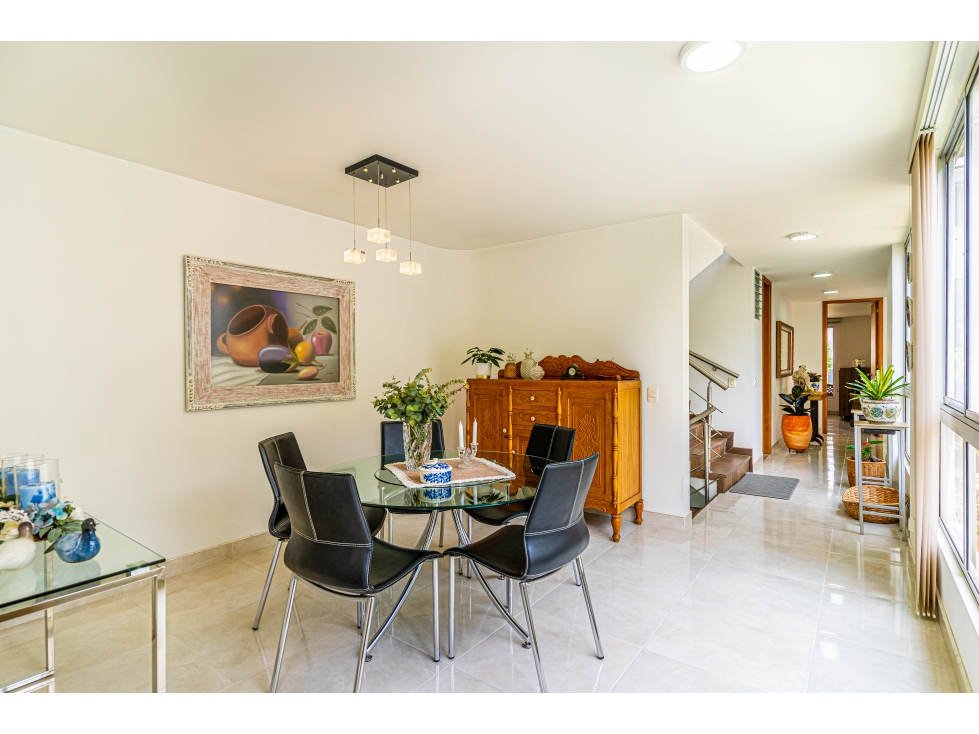 CASA EN VENTA EN SABANETA SECTOR AVES MARÍA — foto 5