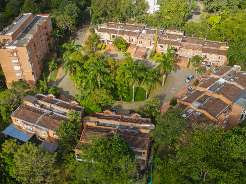 VENTA DE CASA DE 2 NIVELES PARA REMODELAR EN SAN LUCAS POBLADO — foto 3