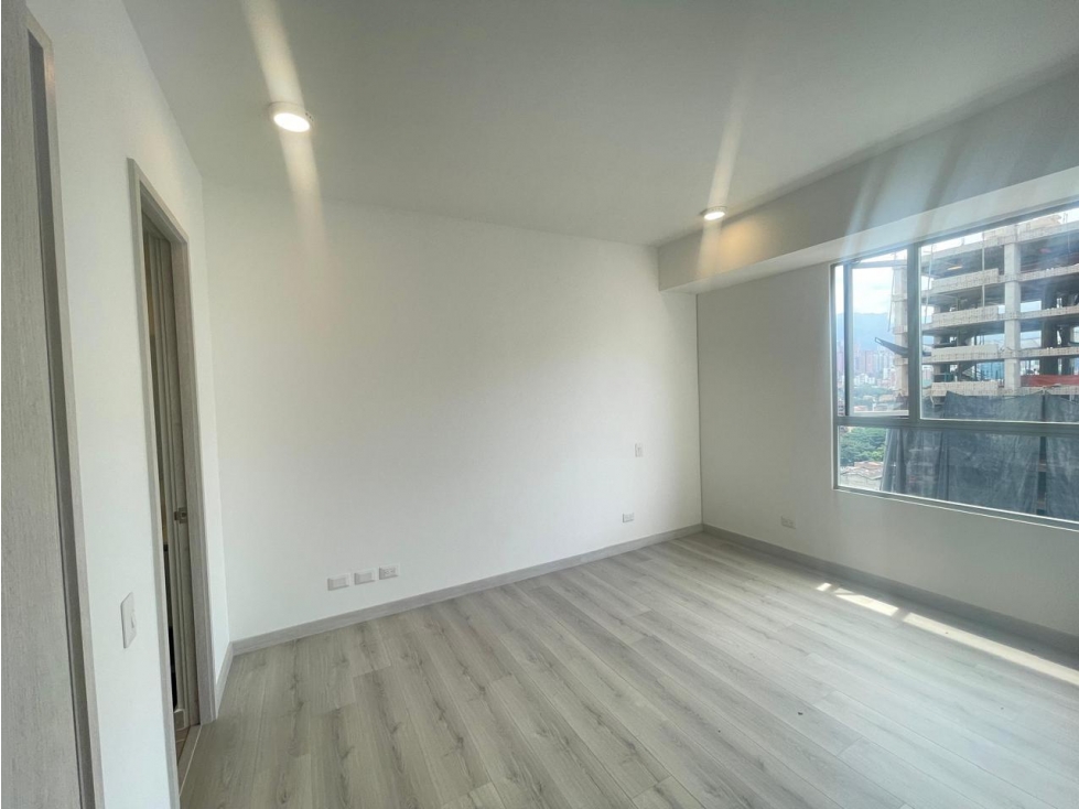 APARTAMENTO EN VENTA | FLORENCIA DEL RIO POBLADO — foto 3