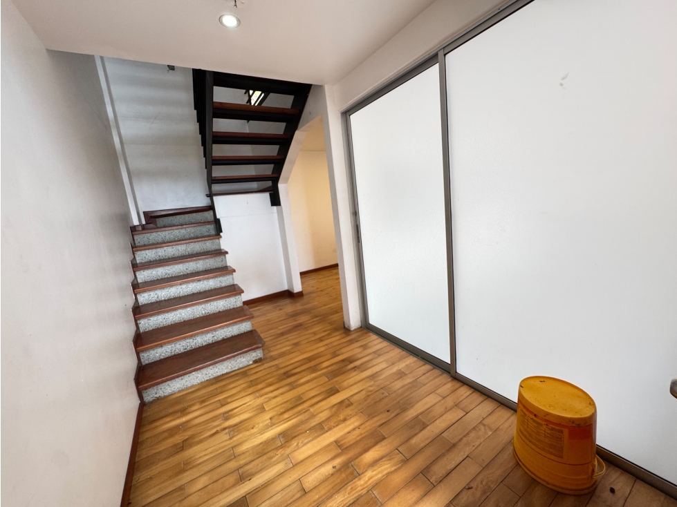 ¡CASA ESQUINERA EN VENTA EL POBLADO! Sector Chuscalito — foto 4