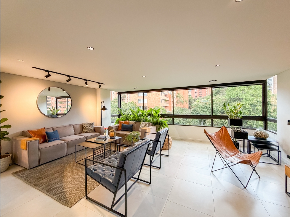 VENTA APARTAMENTO REMODELADO CERCA A PROVENZA POBLADO LA TOMATERA — foto 3