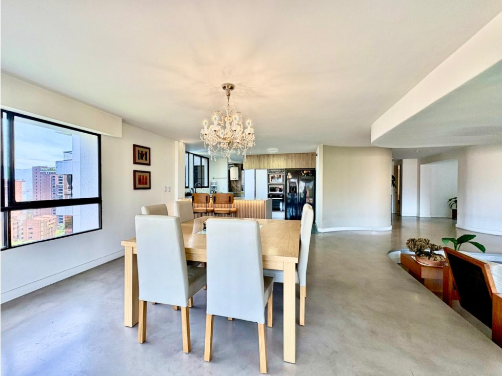 Se vende amplio apartamento remodelado en Los Parra (El Poblado) — foto 5