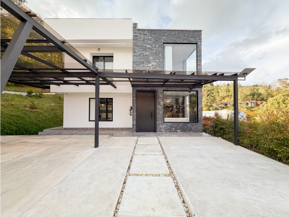 VENTA CASA CAMPESTRE DE DOS NIVELES ALTO DEL ESCOBERO ENVIGADO — foto 3