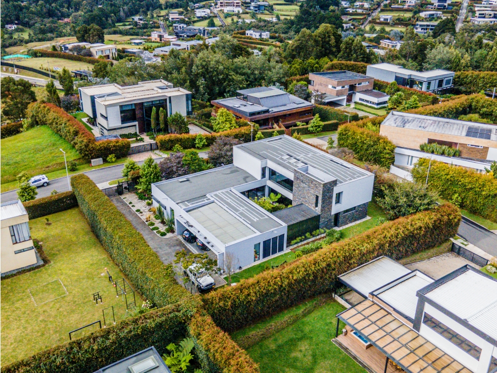 Venta Exclusiva Casa Campestre en Alto de Palmas — foto 2